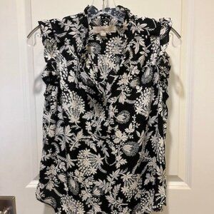 LOFT black and white sleeveless blouse